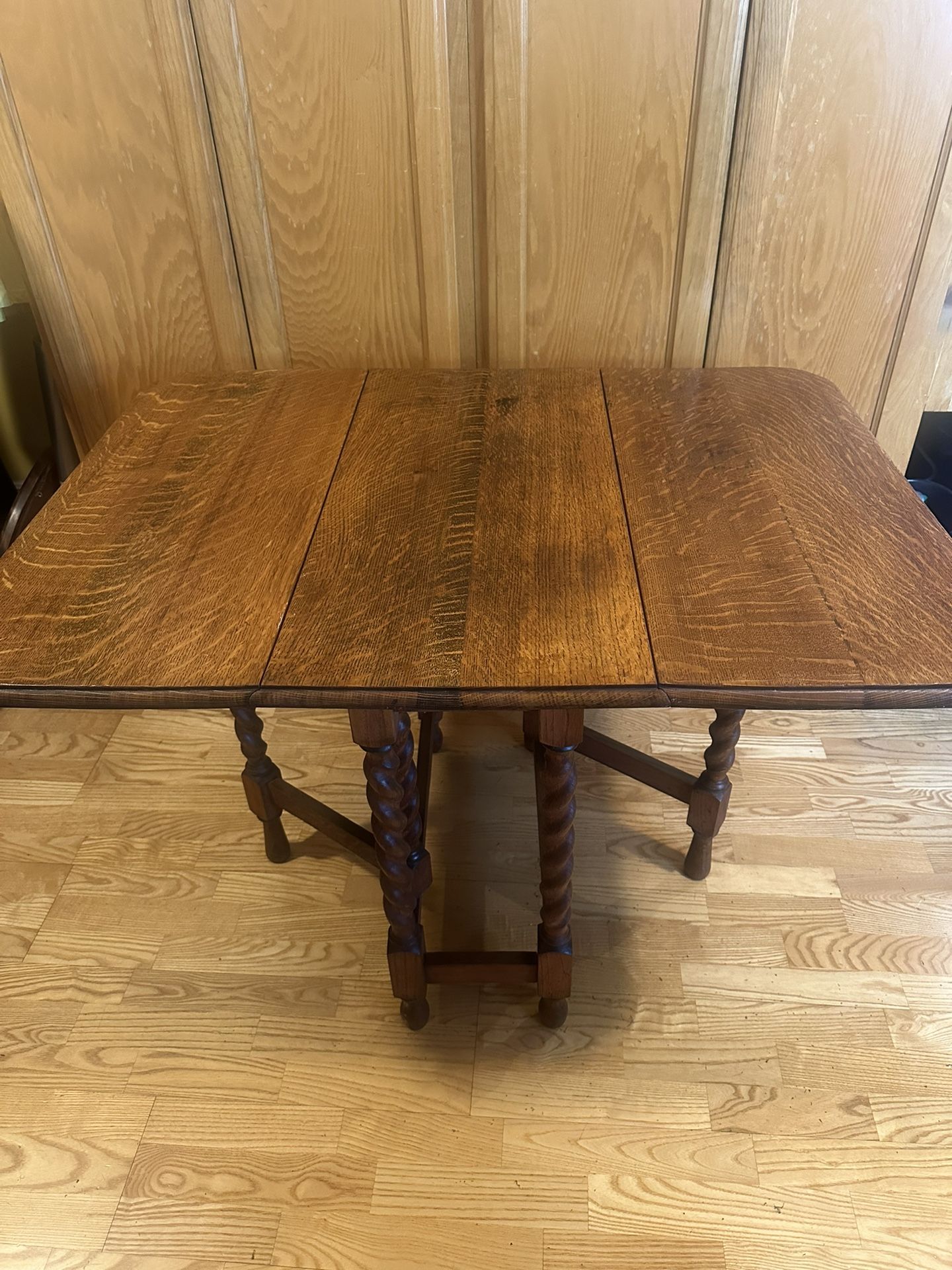 Absolutely Gorgeous Antique 1800's Barley Twist Drop Leaf Solid