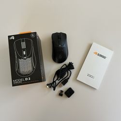 Glorious WIRELESS D2 Gaming Mouse