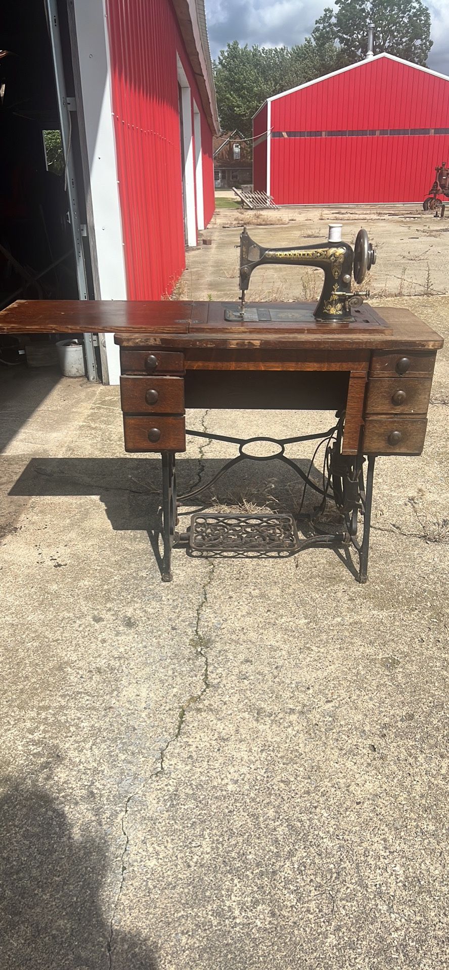 Ornate Antique Franklin Treadle Sewing Machine c. 1917 with Foldaway Cabinet