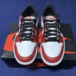 AIR JORDAN RETRO 1 Low “Chicago” Size 11