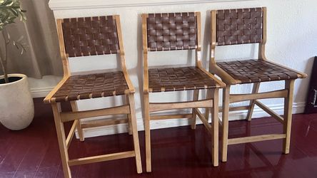 Countertop stools