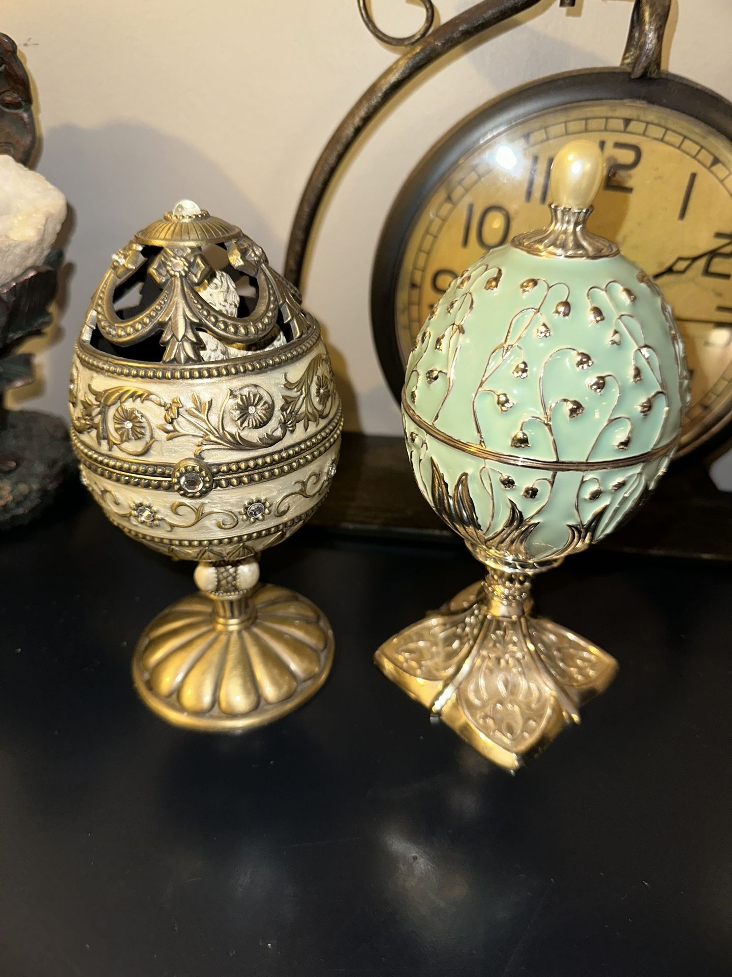 Music Box Egg Shape 