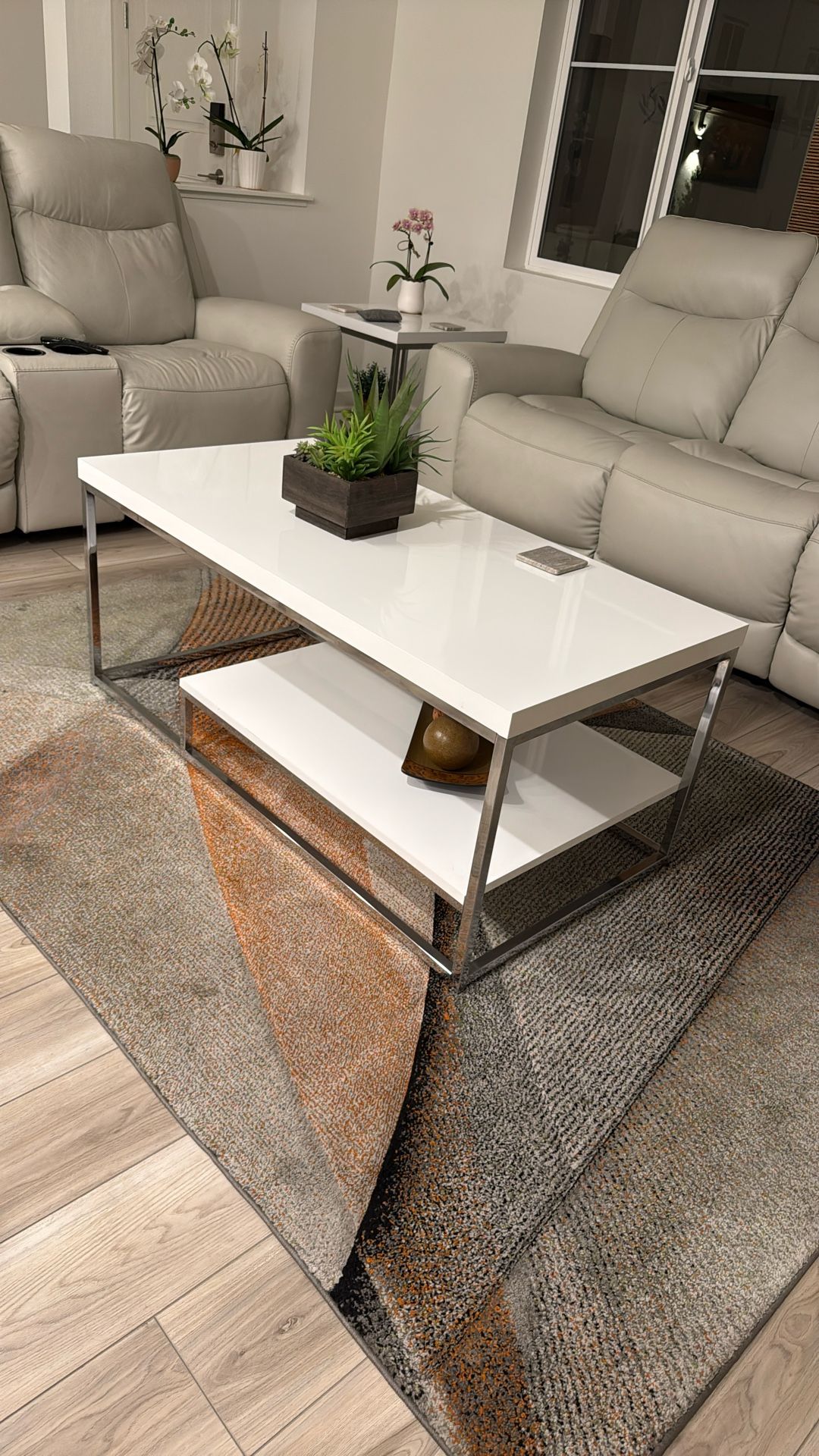 Coffee Table and End Table