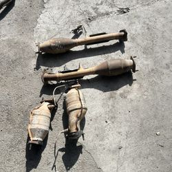 2010 Nissan Pathfinder 4.0 2wd Exhaust Manifold Assembly 