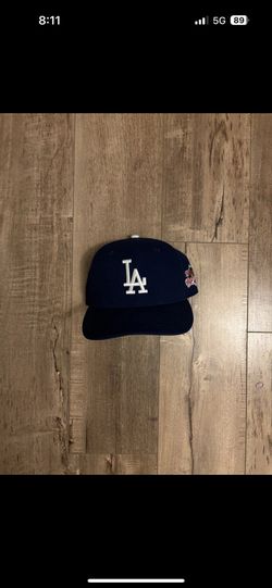 Dodger New Era Size 7 Like New 