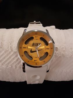 NIKE ANALOG WATCH gold silicon band Unisex Adult for Sale in