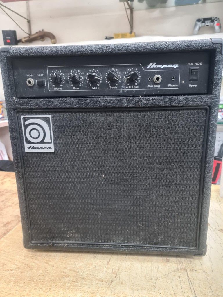 Used Ampeg BA112V2 50W 1x12 Bass Combo Amp