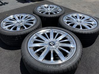 BENTLEY MULSANNE 21” POLISHED WHEELS AND TIRES