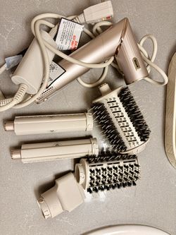 Shark Hair Brush With Tools