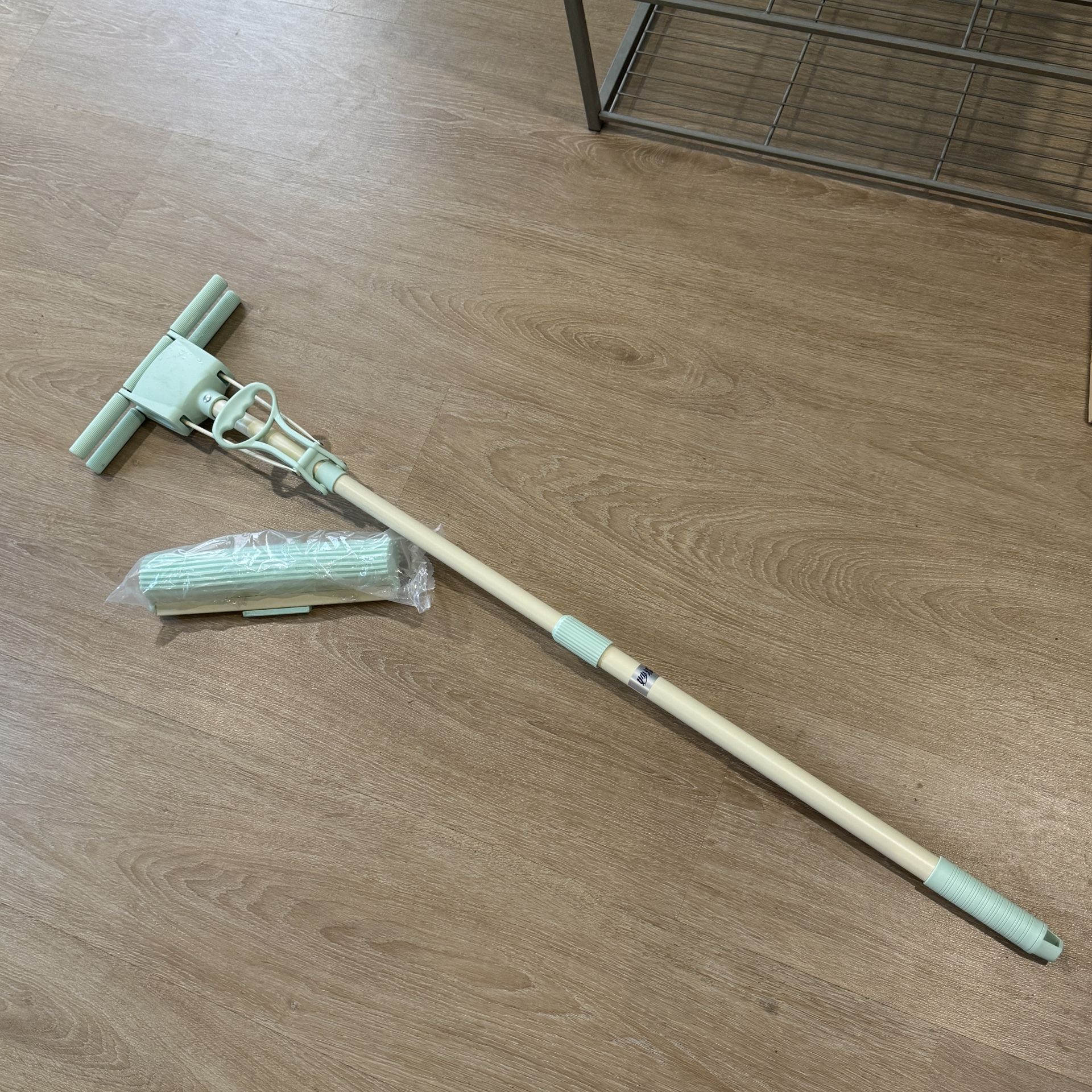 mop
