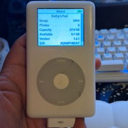Apple iPod A1099 30 GB Tested And Works iPod Only 