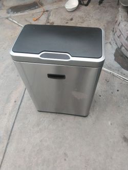 Stainless steel  trash can with sensor