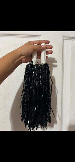 Cheer Pom poms