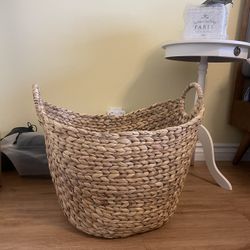 Seagrass Handmade Woven Storage Basket 