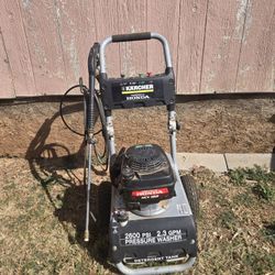 2600  PSI Honda Pressure Washer 