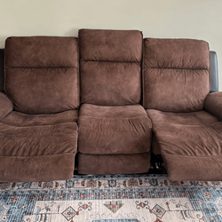 Woodsway 3-Seat Brown Reclining Sofa – Like New Condition - Smyrna, GA