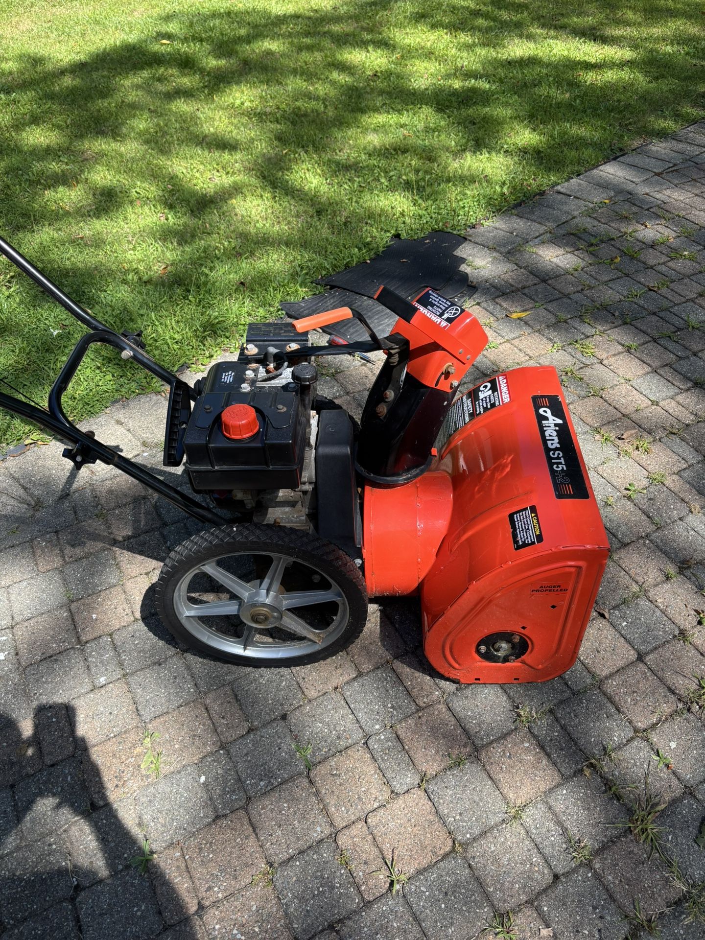 Ariens ST5+2 snow blower