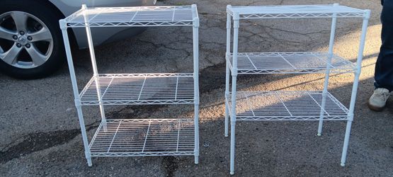 2 SMALL RACKS