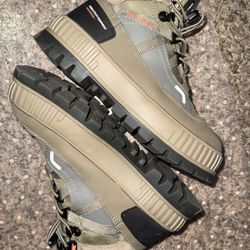 Palladium Pallashock Brand new Boots- Woman’s 5