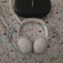 Bose Quite Comfort Headphones