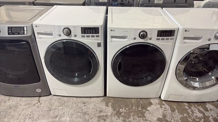 LG Frontload Washer Gas Dryer Set