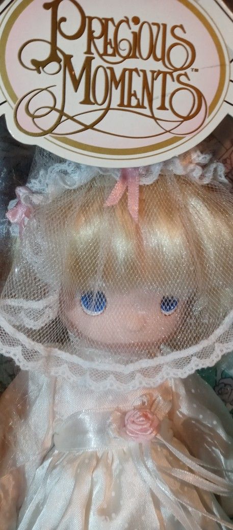 Colection Precious Moments wedding Bride 10 Inches tall
