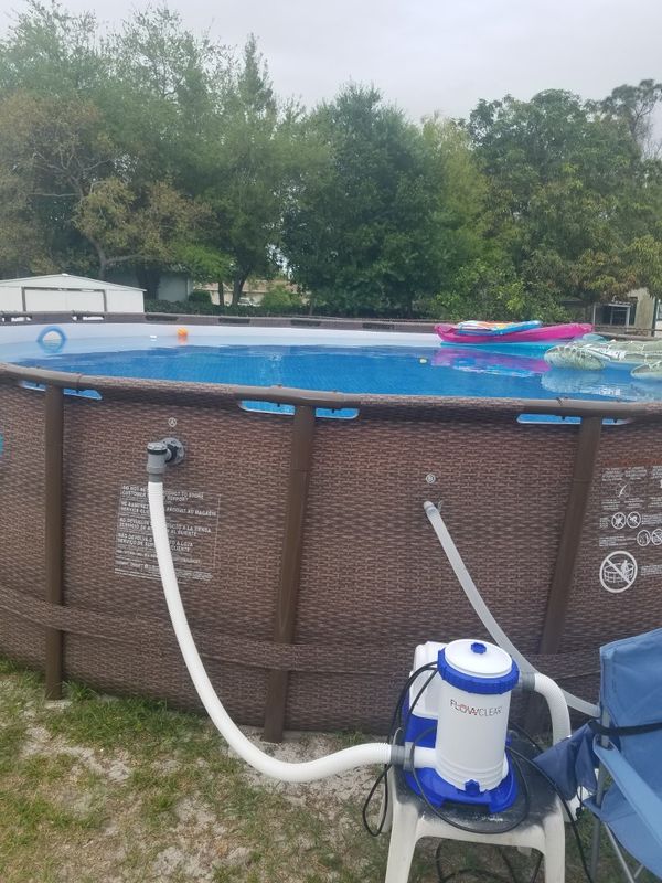 22' Round Above Ground Coleman Pool for Sale in Sebring, FL - OfferUp