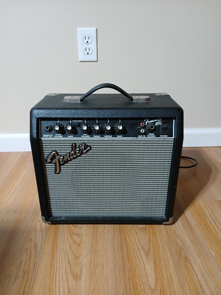 Fender, Frontman.. 15 G guitar Amp.