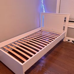 Twin Bed