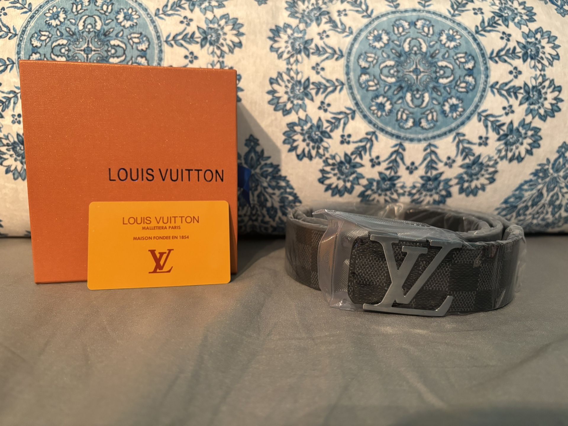 Black Louis Vuitton Belt Size 33-35