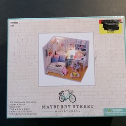 Mayberry Street Miniature Dollhouse Room DIY KIT