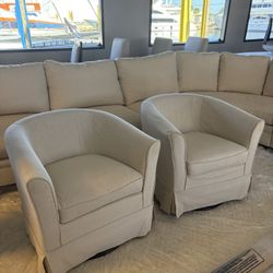 SWIVEL Club Chairs (2)