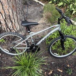 Huffy 24” Mountain Bike (Map 1st plz)