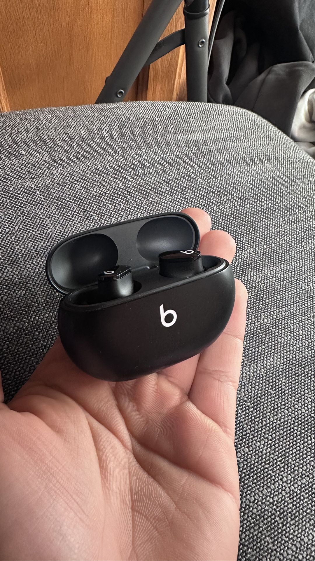 Beats Studio buds