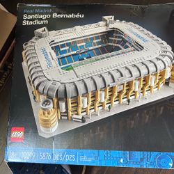 Santiago Bernabéu Stadium lego
