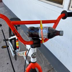 retro limited edition SE bikes