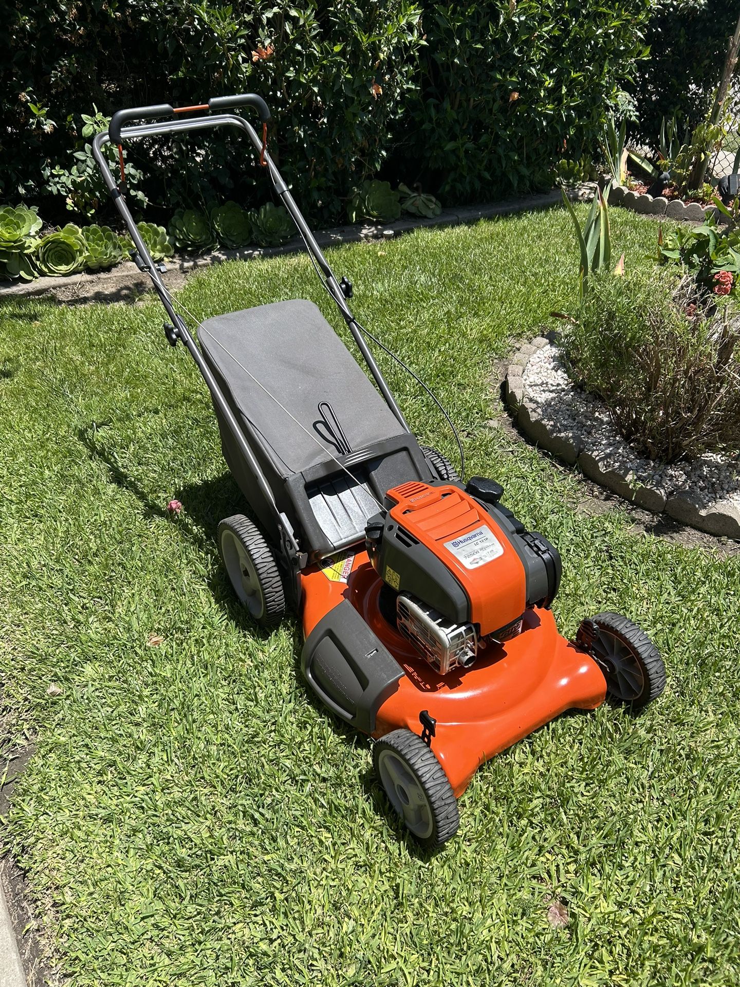 Husqvarna Push Lawn Mower