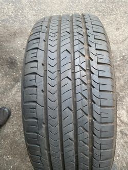 Good year eagle sport 225/50/R17
