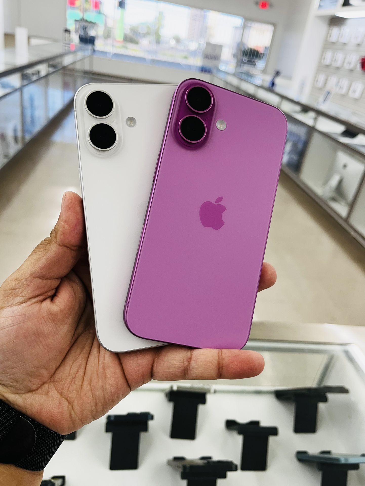 iPhone 16 128gb
