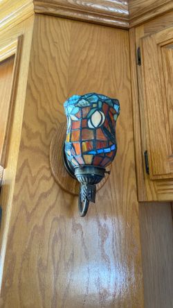 2 vintage lights