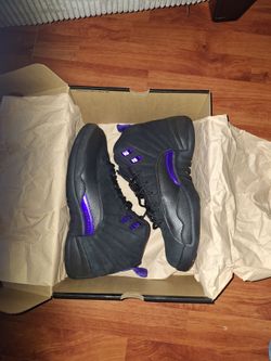 Jordan 12s black dark/ concord