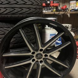 22 Inch RimsBlack & Silver 5 lugs 