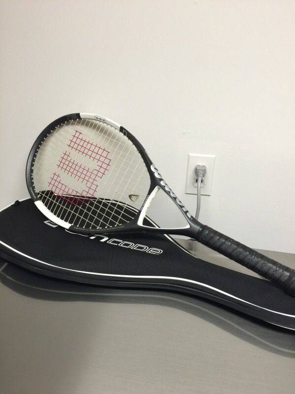 Tennis racket