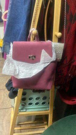 Bag. Pack. Vanessa Williams