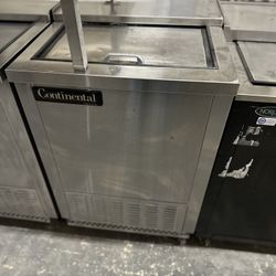 Used 24” Glass Froster 