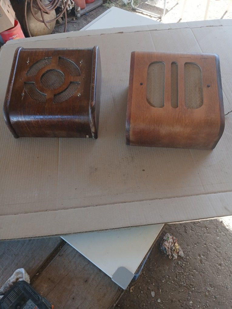 SPEAKER WOODEN BOX 1940's 50's $50 EACH