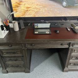 Havertys Whitlock II Executive Desk And File Cabinet With Power Plug In