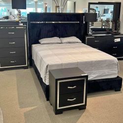 New Queen Bedroom Set 