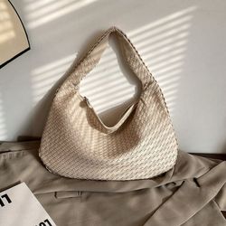 Women’s Woven Shoulder Handbag ✨new
