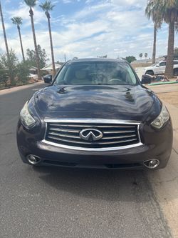 Infiniti 2012 fx35